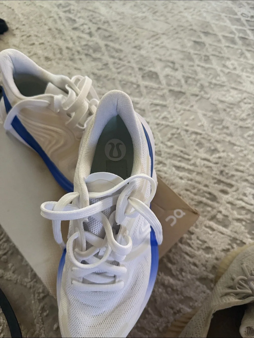 lululemon athletica woman’s ' White Sneakers withi Blue Trim